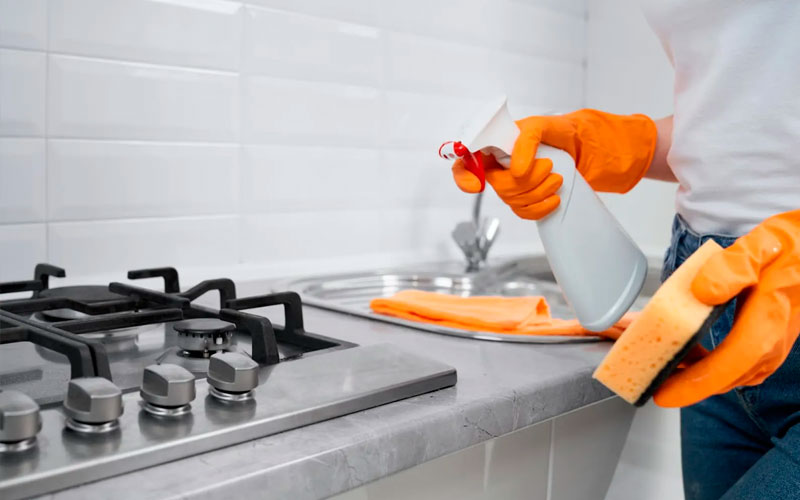 Kitchen Cleaning